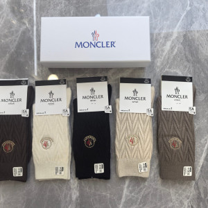 MONCLER 양모 양말
